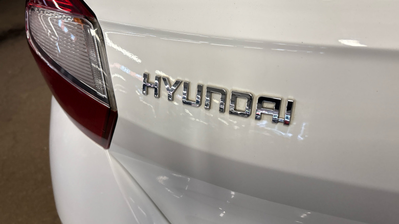 Hyundai i10 1.0 MPi SE Connect 5dr Petrol Hatchback